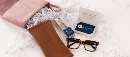 The Ultimate Holiday Gift Guide: Stylish Eyewear for Everyone on Your List 🎁👓