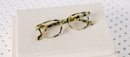 The Eyewear Guide: How Should Glasses Fit?