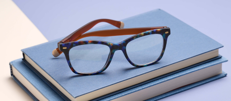 When Should You Wear Blue Light Glasses? Your Questions Answered
