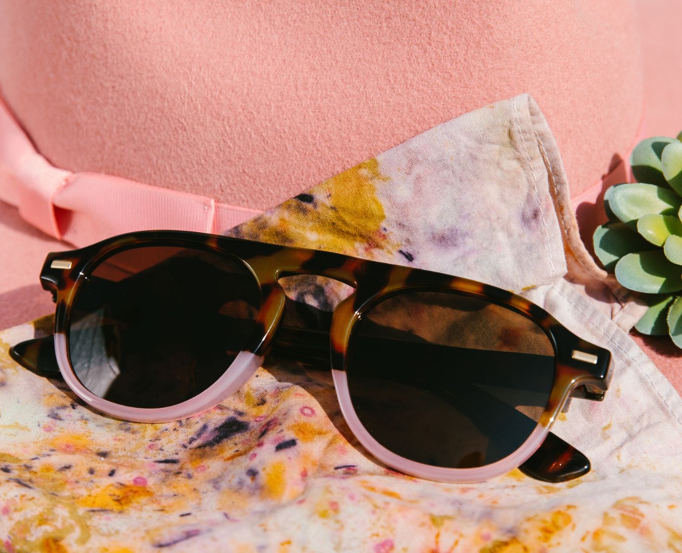 Tortoise color store sunglasses