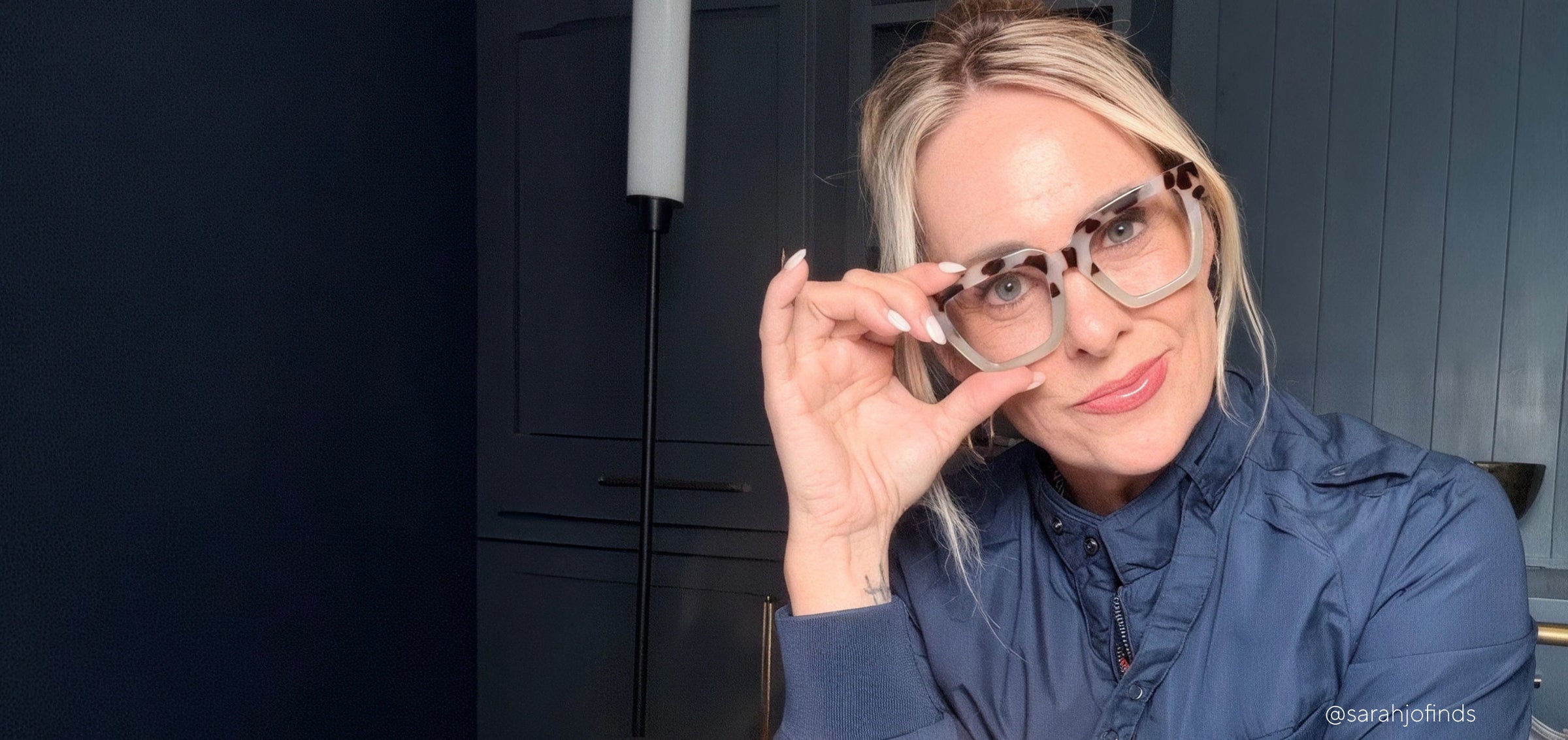 A Peepers creator capturing content in her frames