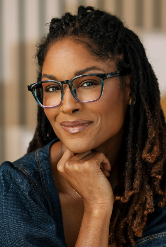 women wearing navy/purple Latte reading glasses